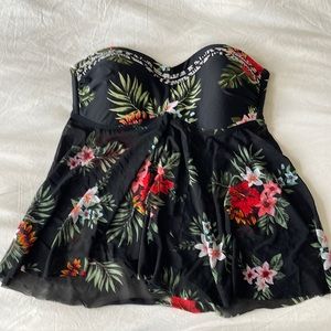 Tropical floral swim top with sweet heart neckline, built in bra support, mesh